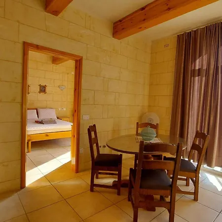 Business By Happy&healthy Gozo Bed & Breakfast *