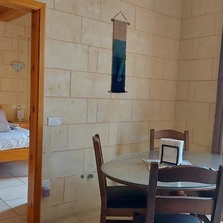 Business #happy And Healthy Gozo Bed & Breakfast 4*